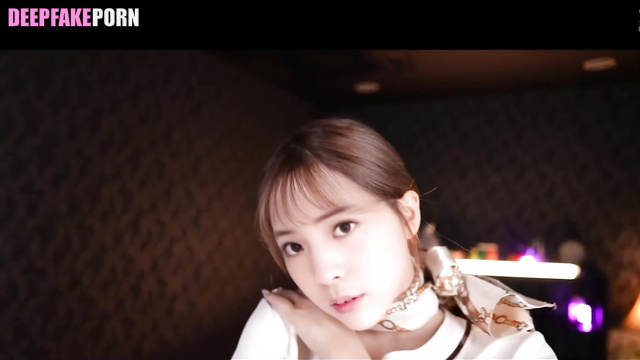 Taiwanese bitch Ouyang Nana (欧阳娜娜 真假) pleased client by hands, tits [PREMIUM]