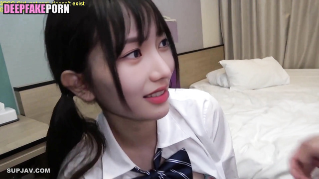 Man in fetish mask fucked young Karina - fakeapp // 카리나 에스파