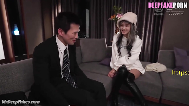 Sugar daddy wanna fuck her - Cheng Xiao ai scenes // 宇宙少女 本物の偽物