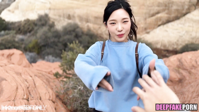 Babe was fucked during walking - Jisun face swap (지선 프로미스나인)