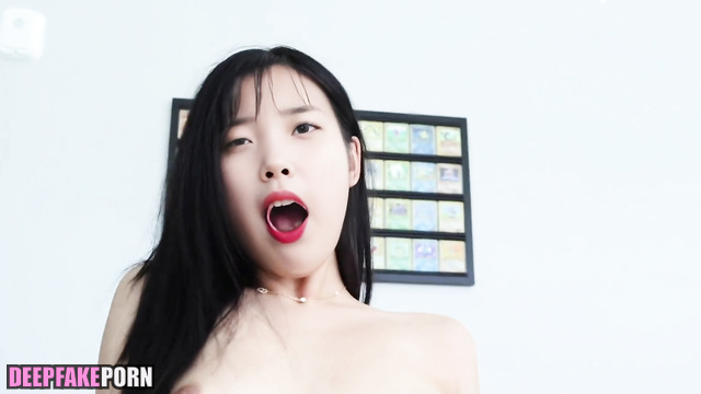 Fake IU was so pleased by his strong cock (아이유 섹스 테이프)
