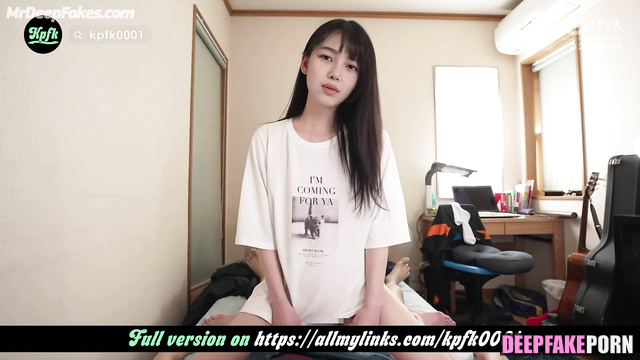 Fuck in his t-shirt - Danielle loves long sex (fake) // ニュージーンズ 本物の偽物