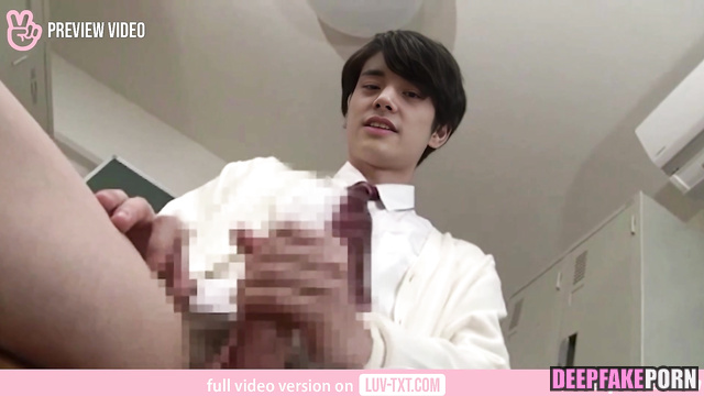 K-pop ケー・ポップ star Jake has to show his cock to his boss ENHYPEN エンハイフン