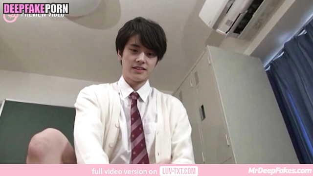 K-pop ケー・ポップ star Jake has to show his cock to his boss ENHYPEN エンハイフン