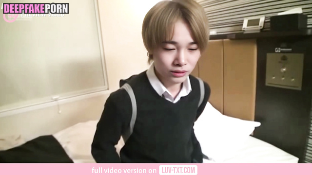 エンハイフン ENHYPEN Shy Korean 韓国語 boy Ni-ki 西村 力 shows off his nice dick