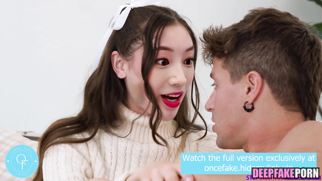 I offered トゥワイス TWICE Dahyun my dick instead of seat real fake 本物の偽物