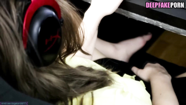 Yujin (アイズワン 本物の偽物) was fucked after her masturbation on porn [PREMIUM]