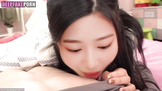 Stepbrother licked her sweet pussy / アイズワン 本物の偽物 face swap with Minju [PREMIUM]