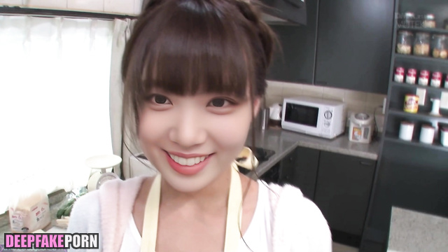Cute housewife Chaewon (アイズワン 本物の偽物) made a blowjob on her kitchen [PREMIUM]