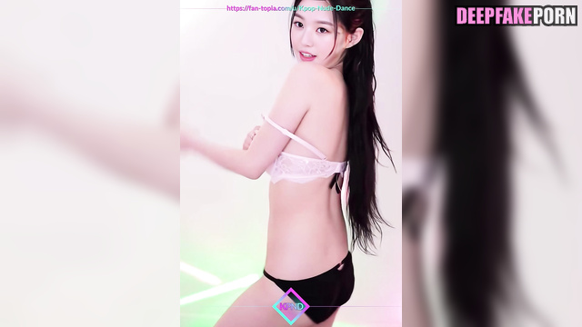アイヴ 本物の偽物 Wonyoung danced so sexy for fans' money / face swap [PREMIUM]