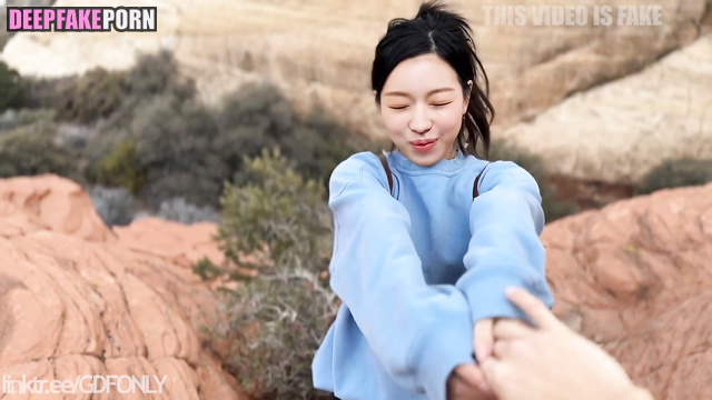 Tiny slut sucking cock on a vacant lot, YooA hot deepfake porn 유아 오마이걸 [PREMIUM]