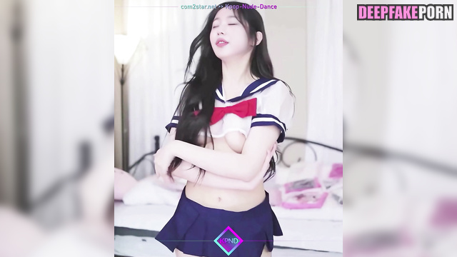 Naughty schoolgirl dancing on webcam / アイヴ セックスシーン Wonyoung fakeapp / [PREMIUM]