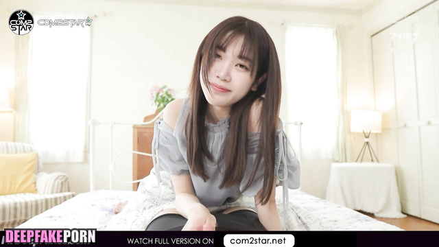 アイズワン セックスシーン pretty virgin Chaewon playing with your cock - real fake