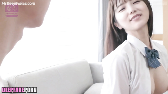 Schoolgirl Yuki Yoda (与田 祐希 乃木坂46) invited her classmate in the hotel, ai