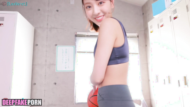 Sex in the gym locker room is a good idea, Yuna (유나 있지) deepfake erotic