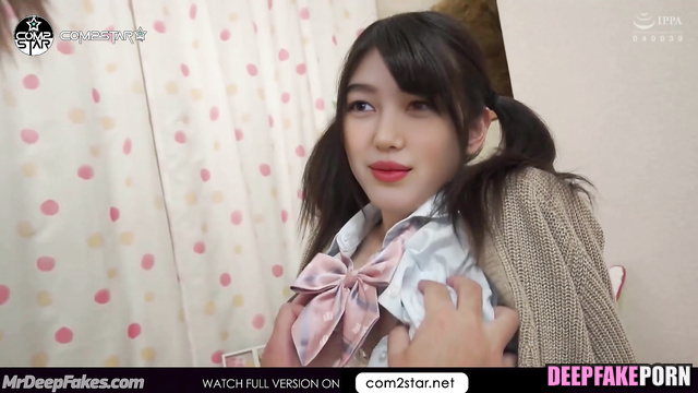 Classmate fucked her hole by tongue (ニュージーンズ 本物の偽物) Danielle face swap