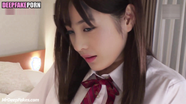 Cool petting with new classmate, Kanna Hashimoto fake porn 橋本 環奈 本物の偽物