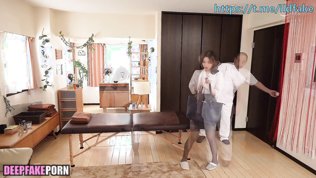 She liked what the massage therapist did to her, Chen Shu (陈数 智能換臉) A.I.