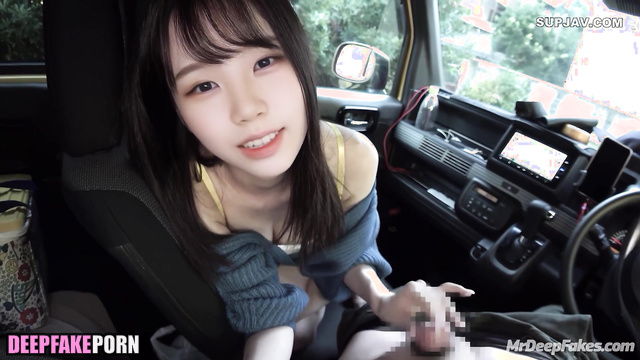 Young slut making handjob to truck driver (우정잉 섹스 장면), ai nanajam777