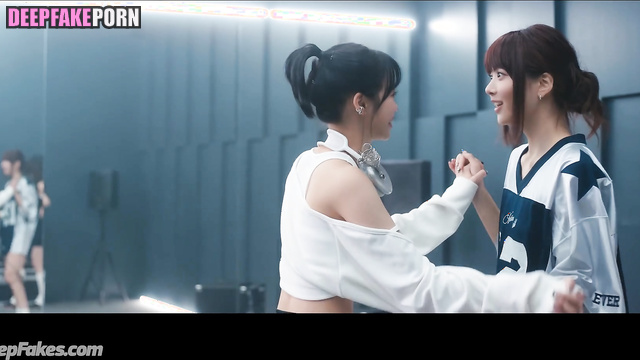 They love to suck your strong oiled cock, LE SSERAFIM pmv ai ルセラフィム 本物の偽物