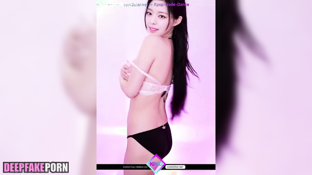 유나 ITZY 있지 Yuna shakes her nice booty 연예인 섹스 celebity solo sex video