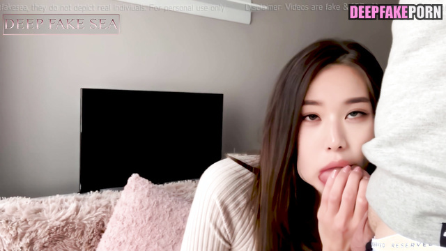 Husband's departure is a reason to fuck with lover, ai Wonyoung アイヴ 本物の偽物