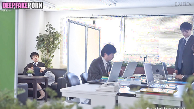 (아이유 딥페이크 영상) she wants you in torn pantyhose - IU hot deepfake video