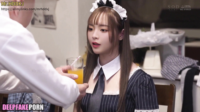 Bald guy licked hairy pussy her new sex doll, ai Yang Chaoyue 杨超越 화전소녀101