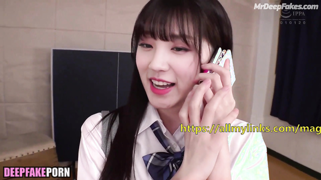 Fake schoolgirl Yuqi (송우기 딥페이크 영상) decided to please you with a blowjob