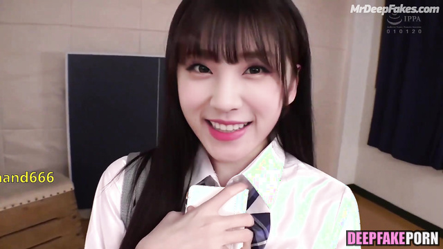 Fake schoolgirl Yuqi (송우기 딥페이크 영상) decided to please you with a blowjob