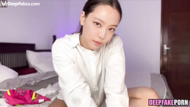 Skinny long-haired girl making amazing blowjob / Jennie (제니 블랙핑크) fakeapp