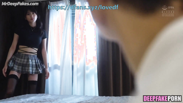 趙今麥 Zhao Jinmai gets ready for passionate sex with her man 充满激情的性爱