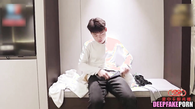 宋轶 Song Yi is such a seductive bitch that he cummed twice 智能換臉 deepfake [PREMIUM]