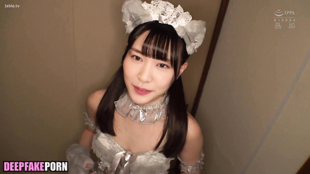 Star in silver suit enjoying hot movements, ai Yui Aragaki あらがき ゆい 性別 [PREMIUM]