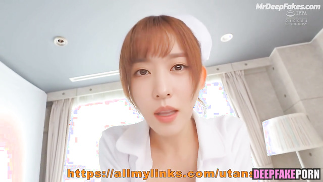 Nurse 박보영 Park Bo-young 얼굴 스왑 takes care of her patients face swap