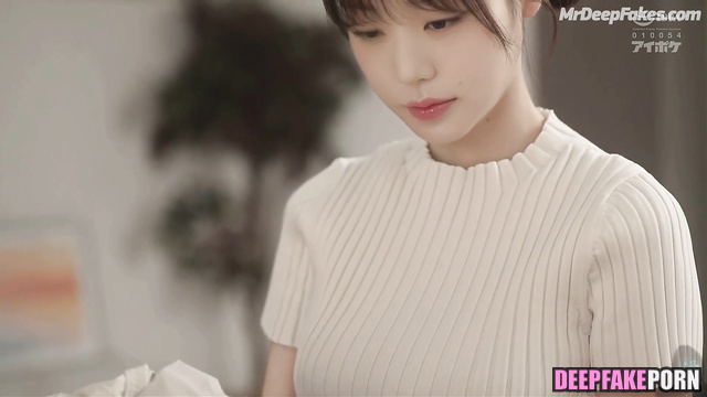 And it all started with an innocent massage (アイヴ 有名人のセックス) Wonyoung ai