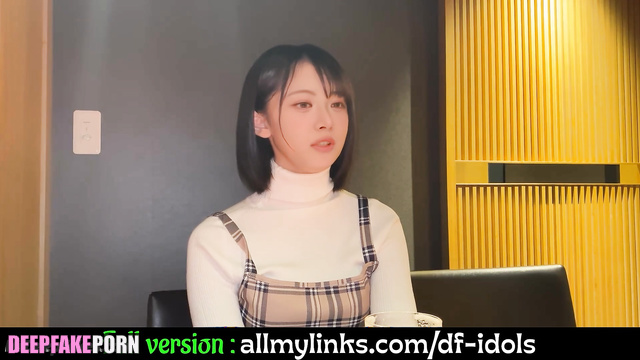 Their mating games began in the bathroom, fake Eunchae (ルセラフィム アダルトビデオ)