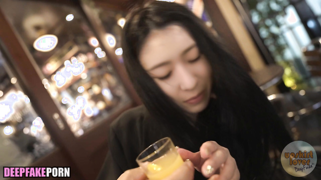 Drunk girl was fucked in the mouth / Krystal Jung (정수정 가짜 포르노) fakeapp [PREMIUM]
