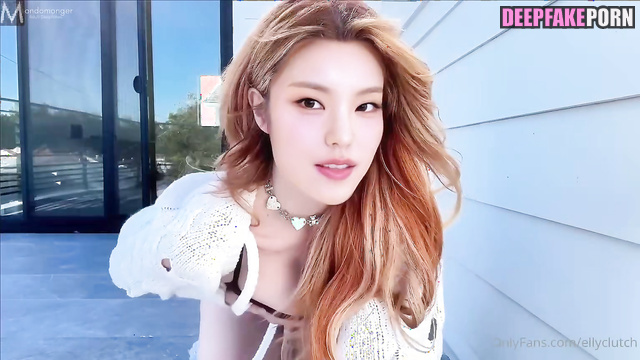 Her small pussy wants your strong cock / Yeji 예지 있지 internet celebrity [PREMIUM]