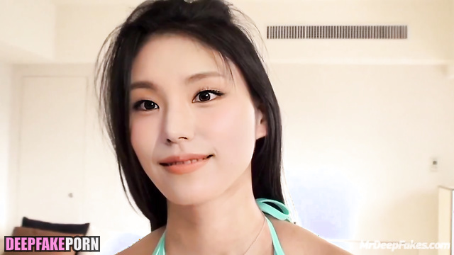 Slutty Yeji ITZY sitting on a rubber cock / 예지 스마트한 얼굴 변화 deepfake video