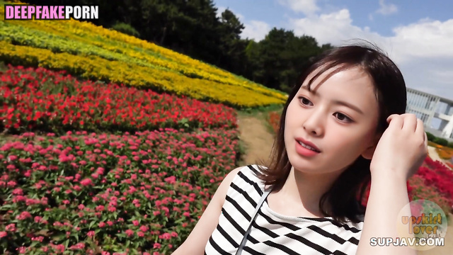 유나 있지 Yuna ITZY gave you hot surprise on the Ferris wheel - fake porn [PREMIUM]