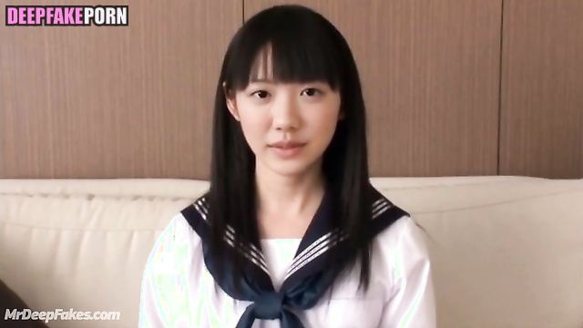 Teen and her first sensations of touching boobs, fake Mana Ashida 芦田愛菜 性別