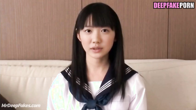 Teen and her first sensations of touching boobs, fake Mana Ashida 芦田愛菜 性別