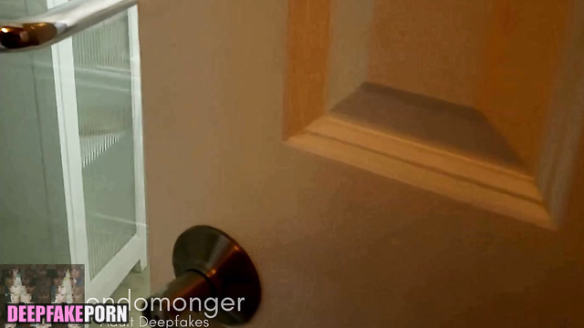 モモランド 本物の偽物 chubby is so hot today in bed, Nancy smart face change [PREMIUM]