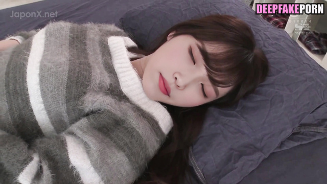 어른들의 비디오 Adult video of IU 아이유 tasting best cum in her life [PREMIUM]