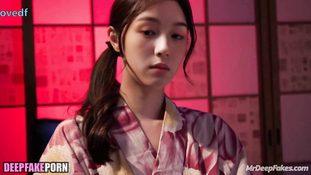 Passionate sex video how fingers make 周也 Zhou Ye moan in sexy tone 充满激情的性爱