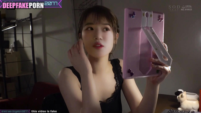 ヌード Nude and oiled Chaewon アイズワン will be main reason of your boner IZ*ONE