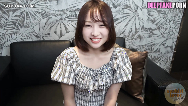 Skinny virgin didn't feel pain during her first sex fake Momo トゥワイス 性別 [PREMIUM]