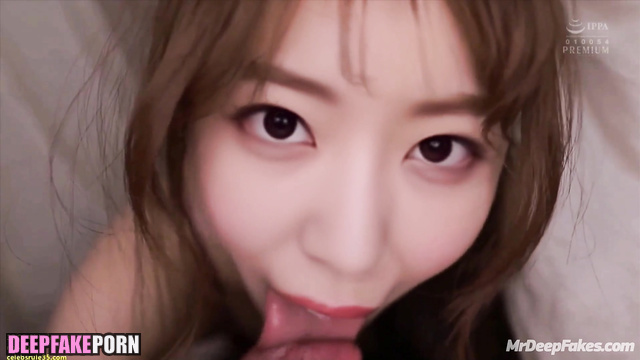 Simple movements under the blanket with Sakura アイズワン フェイクポルノ face swap