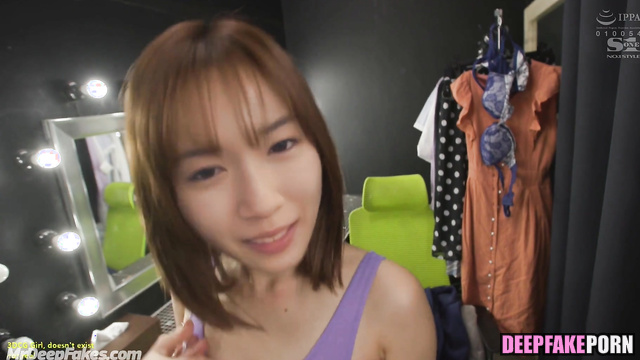 Fan snuck into her dressing room and fucked - Mei Nagano (永野 芽郁 性別) A.I.